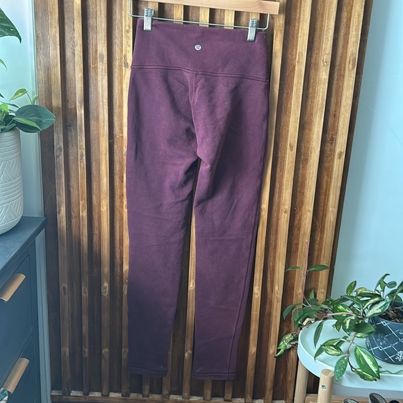 LULULEMON WUNDER Under 7/8 crop Cotton Heathered Berry Red Roll Down Legging. 2 - Picture 4 of 7